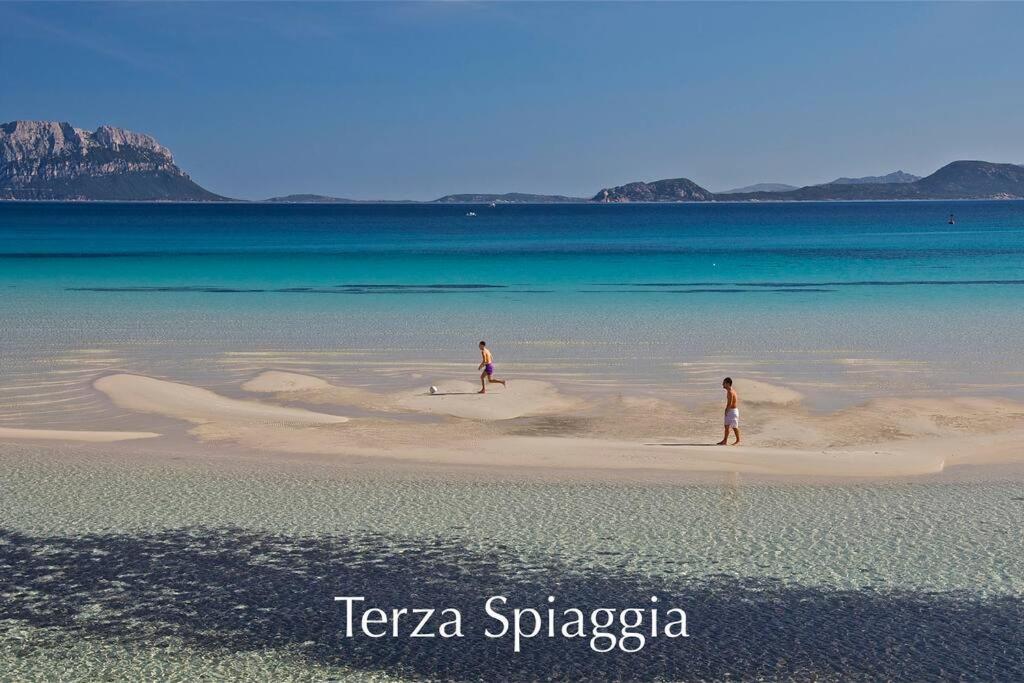 Atmosphera, Appartamento 180 M Dalla Terza Spiaggia Гольфо-Аранчі Екстер'єр фото